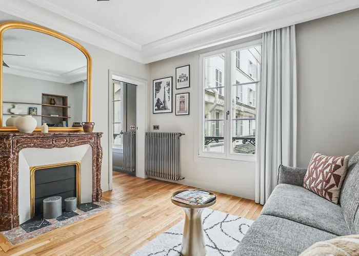 Magnificent Flat - 2br-6p - Champs Elysées * Parigi