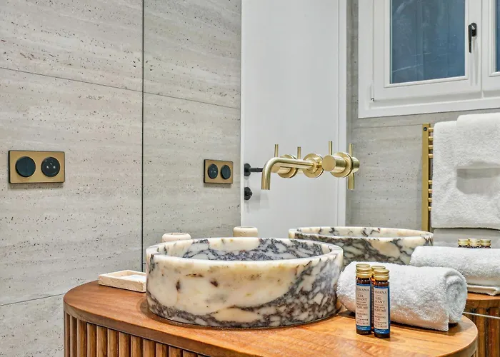 Magnificent Flat - 2br-6p - Champs Elysees Апартаменты Париж